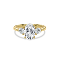 Daphnis Three Stones Engagement Ring Oval•Yellow Gold