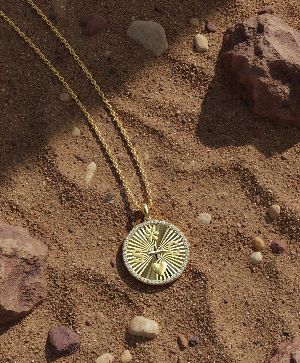 18k Gold Plated Personal Story Medallion Necklace – Lucky Symbol & Engravable（Pleated）AW24N007A