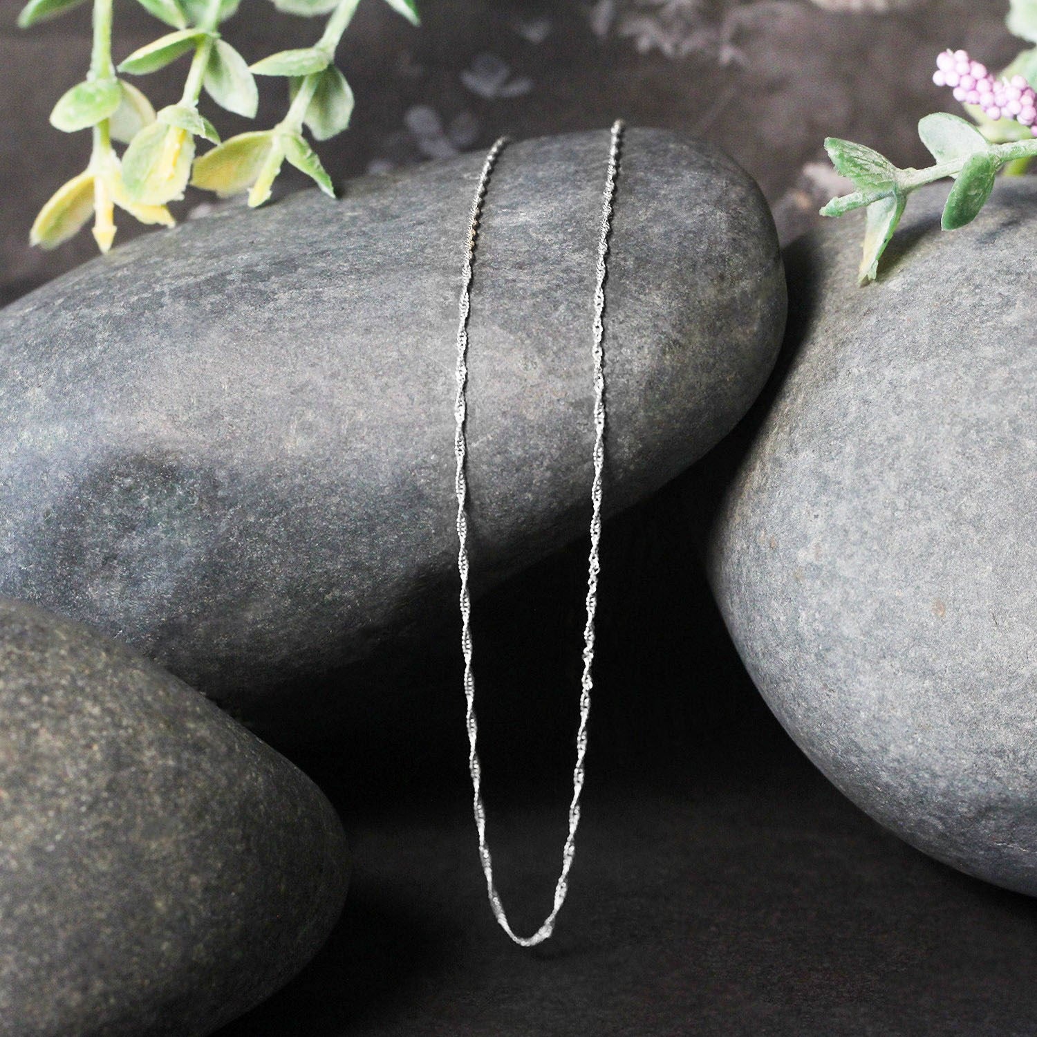 14k White Gold Singapore Chain 0.8mm (0.81 mm)