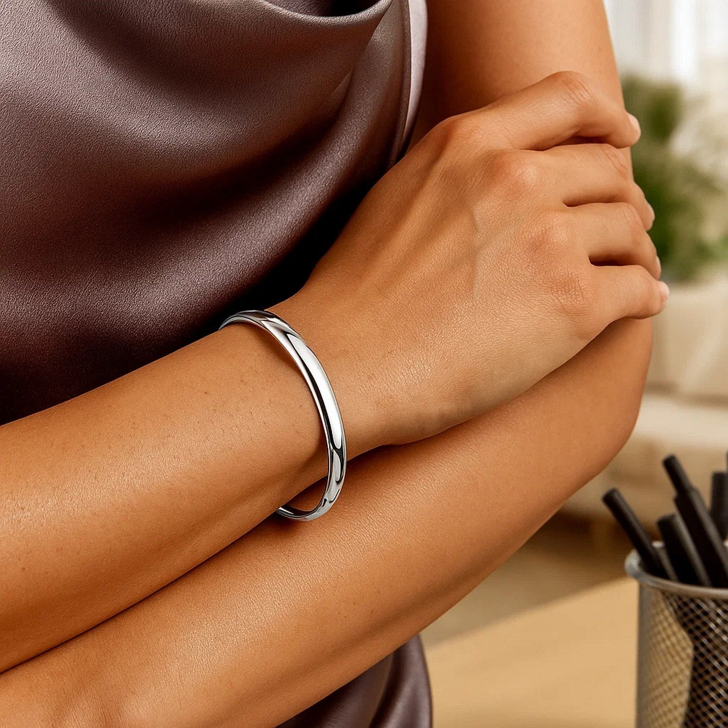 Classic Bangle in 14k White Gold (5.00 mm)