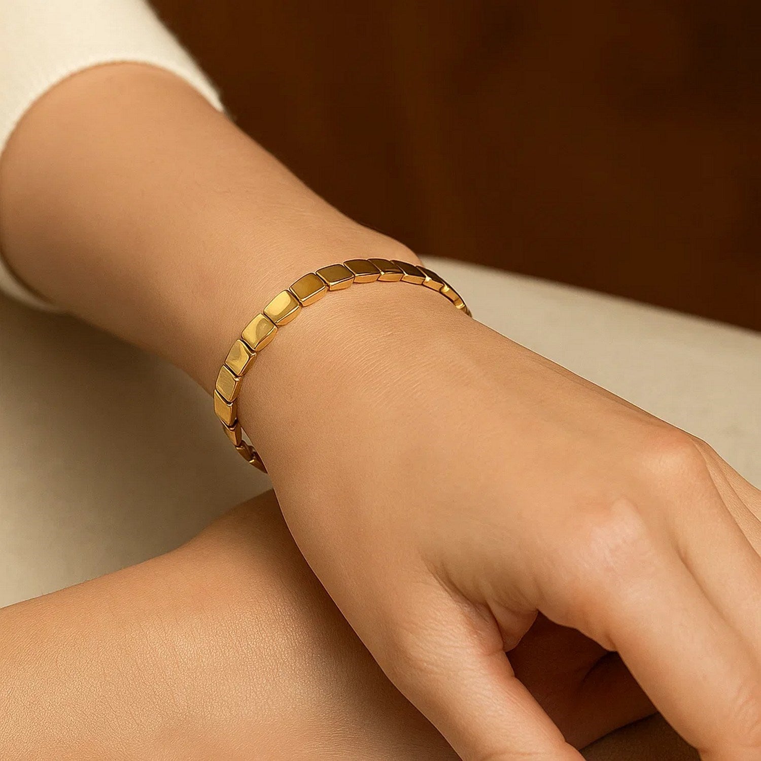 14k Yellow Gold High Polish Square Link Bracelet (6.00 mm)
