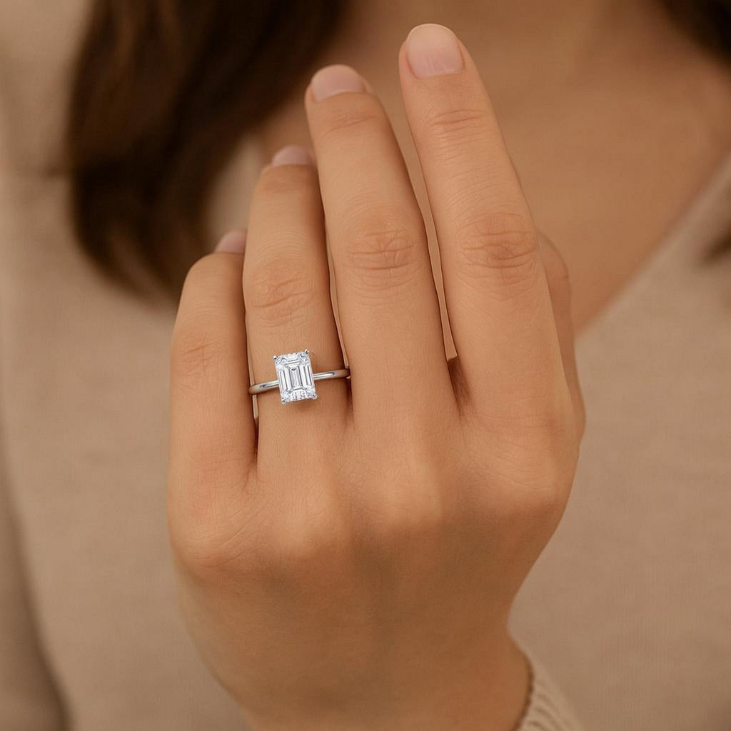 2 Carat Emerald Lab Grown IGI G/VS1 Diamond Solitaire Ring in 14K White Gold