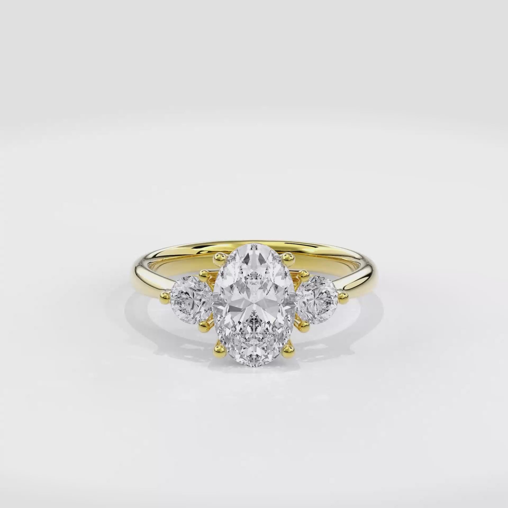 Daphnis Three Stones Engagement Ring Oval•Yellow Gold