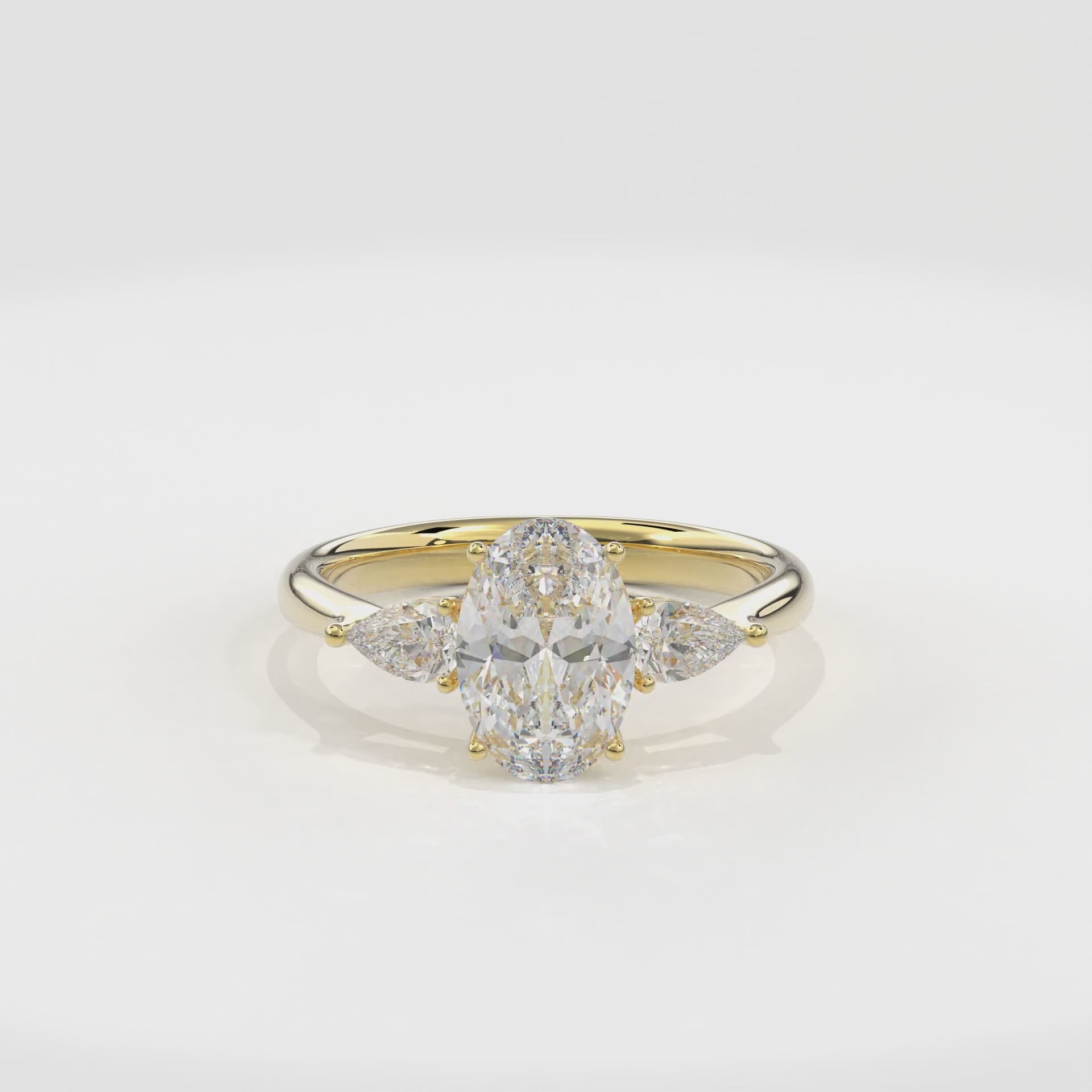 Daphnis Three Stones Engagement Ring Oval•Yellow Gold