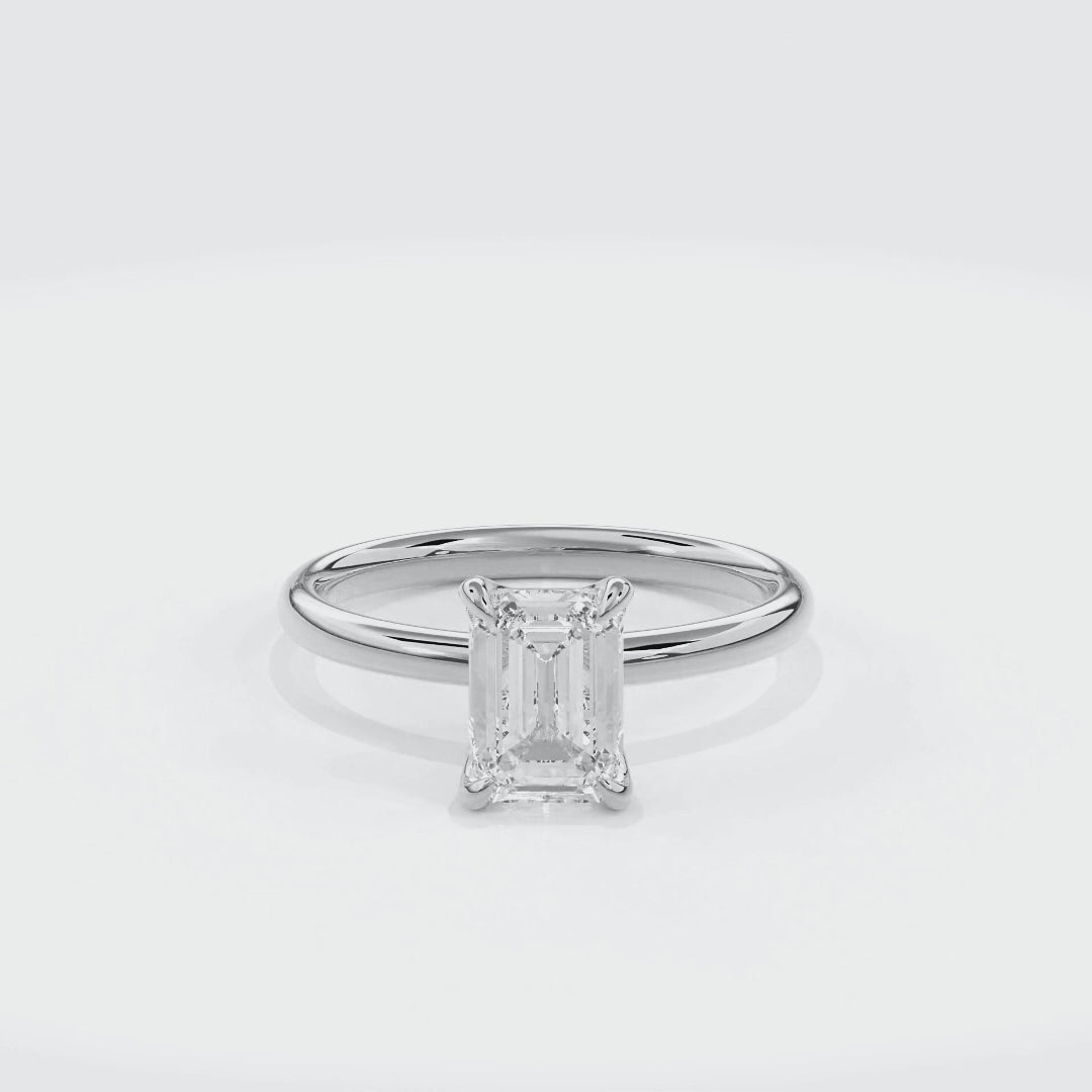 Dia Solitaire Engagement Ring Emerald•White Gold